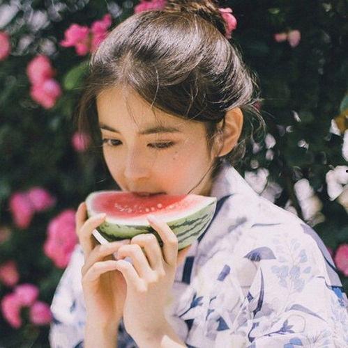 热门吃瓜头像女生可爱,热门吃瓜头像中的可爱女生风采