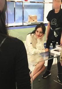 路人明星网红什么都有,从路人到明星，网红的华丽蜕变之路