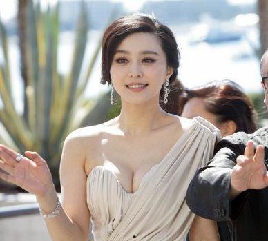 明星网红腰伤按摩