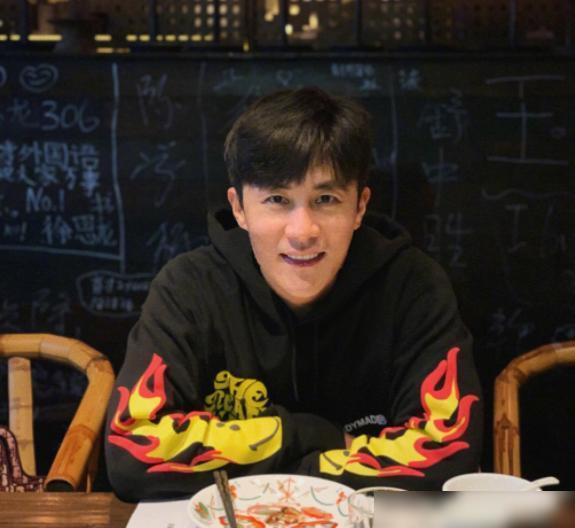 吃瓜爆料杜淳图片高清大图